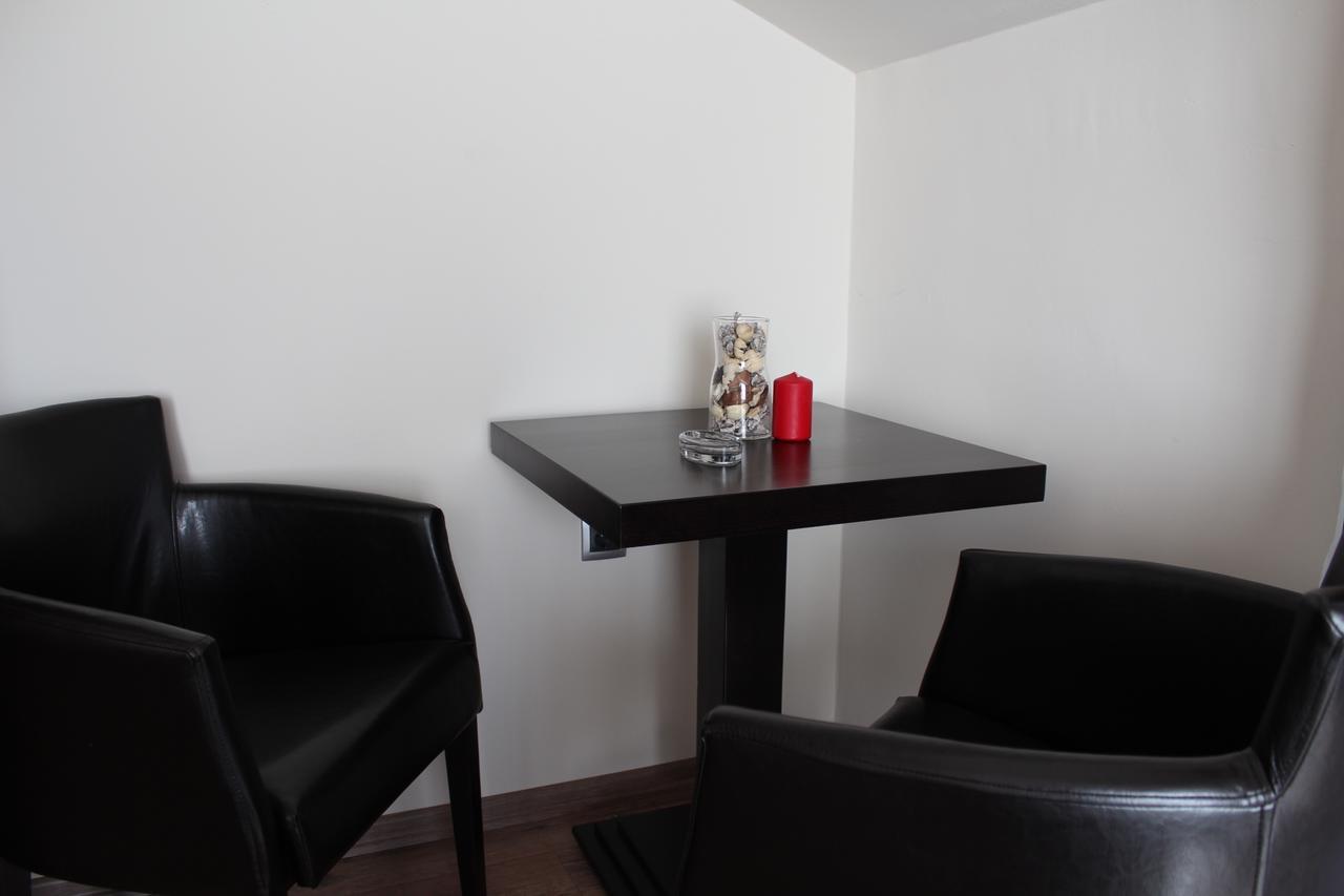 Emma Apartments Bitola Esterno foto