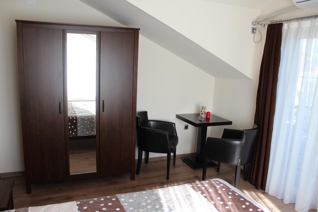Emma Apartments Bitola Esterno foto